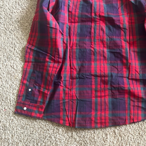 NWT GAP Cedar Plaid Button Up Men's Multiple Sizes Long Sleeve Shirt Holiday - Picture 3 of 7